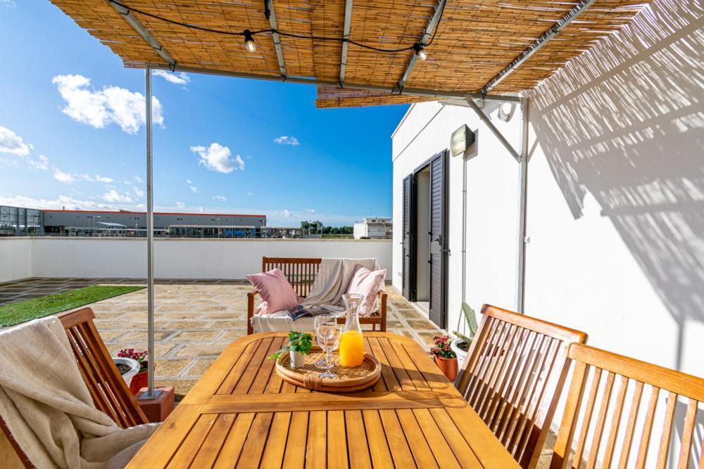 Willa La Terrazza Di Zoe - Castromediano Cavallino Zewnętrze zdjęcie
