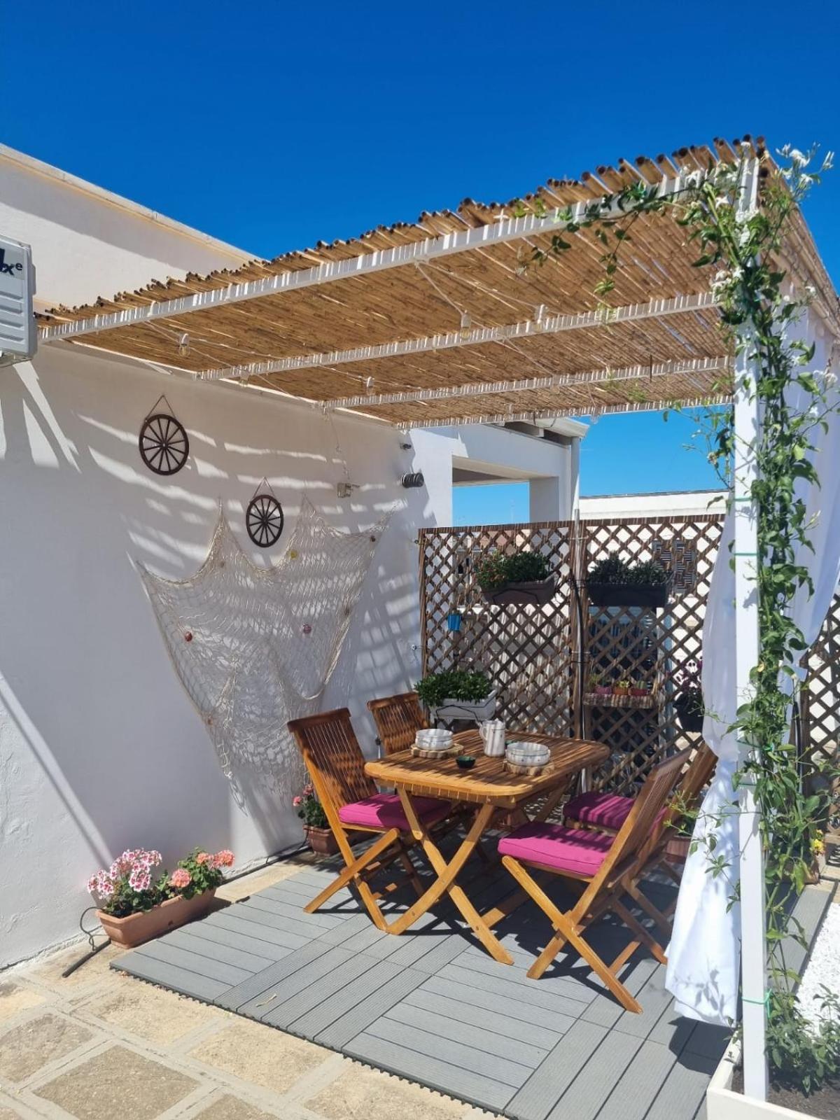 Willa La Terrazza Di Zoe - Castromediano Cavallino Zewnętrze zdjęcie