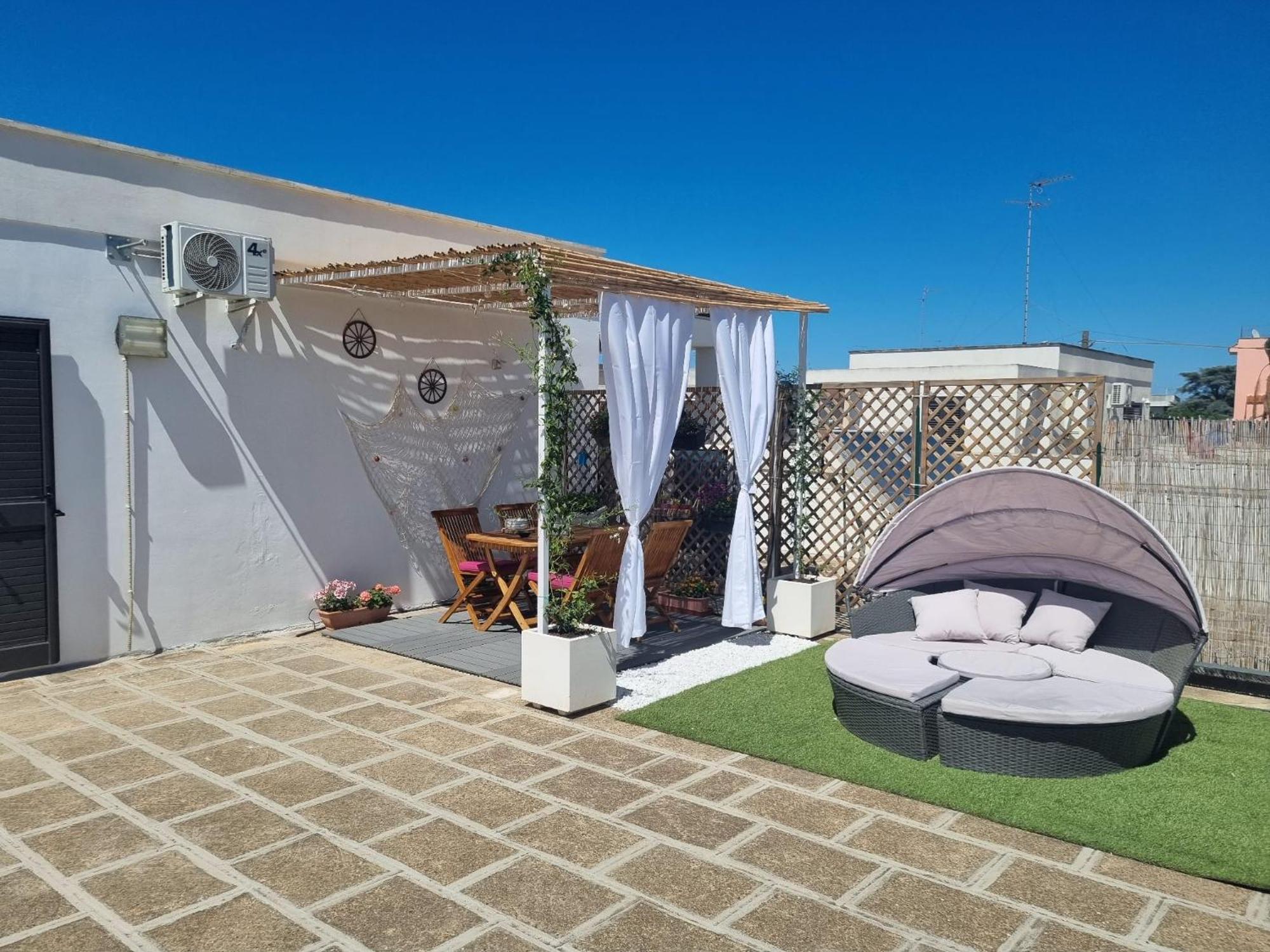 Willa La Terrazza Di Zoe - Castromediano Cavallino Zewnętrze zdjęcie